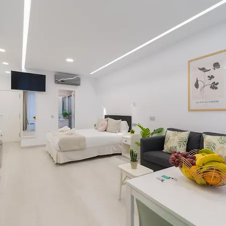Apartment In Palmas By Playa De Canteras